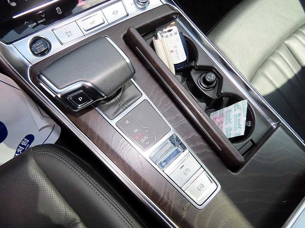 아우디 A6 A6 (C8) 45 TFSI 프리미엄 이미지 11