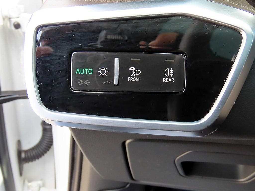 아우디 A6 A6 (C8) 45 TFSI 프리미엄 이미지 12
