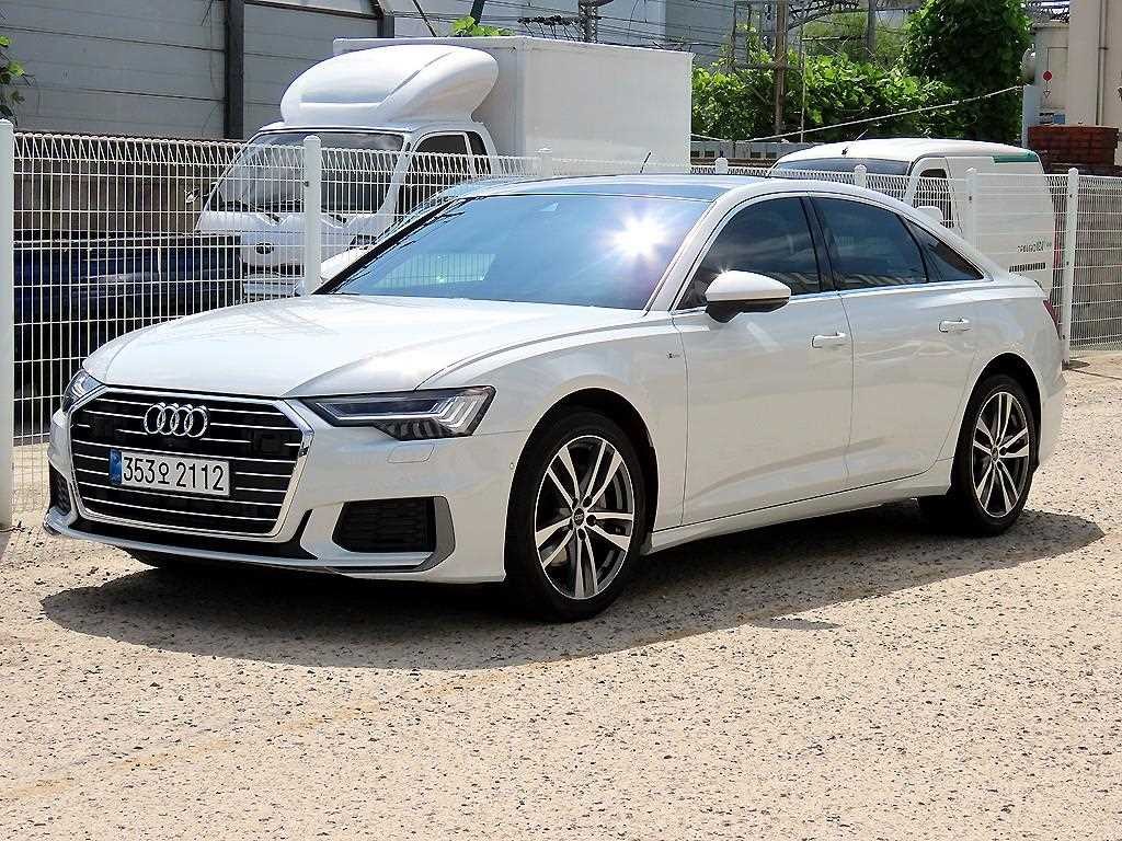 아우디 A6 A6 (C8) 45 TFSI 프리미엄 이미지 2