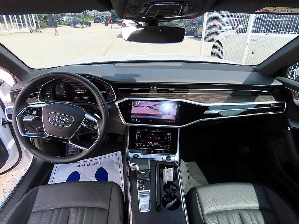 아우디 A6 A6 (C8) 45 TFSI 프리미엄 이미지 7