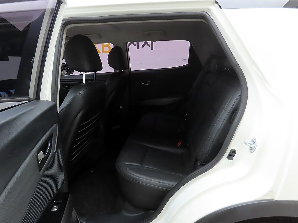 KG모빌리티(쌍용) 티볼리 베리 뉴 티볼리 2WD 가솔린 1.5 V5 이미지 14