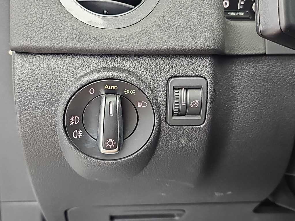 폭스바겐 티구안 뉴티구안 2.0 TDI 프리미엄 이미지 19