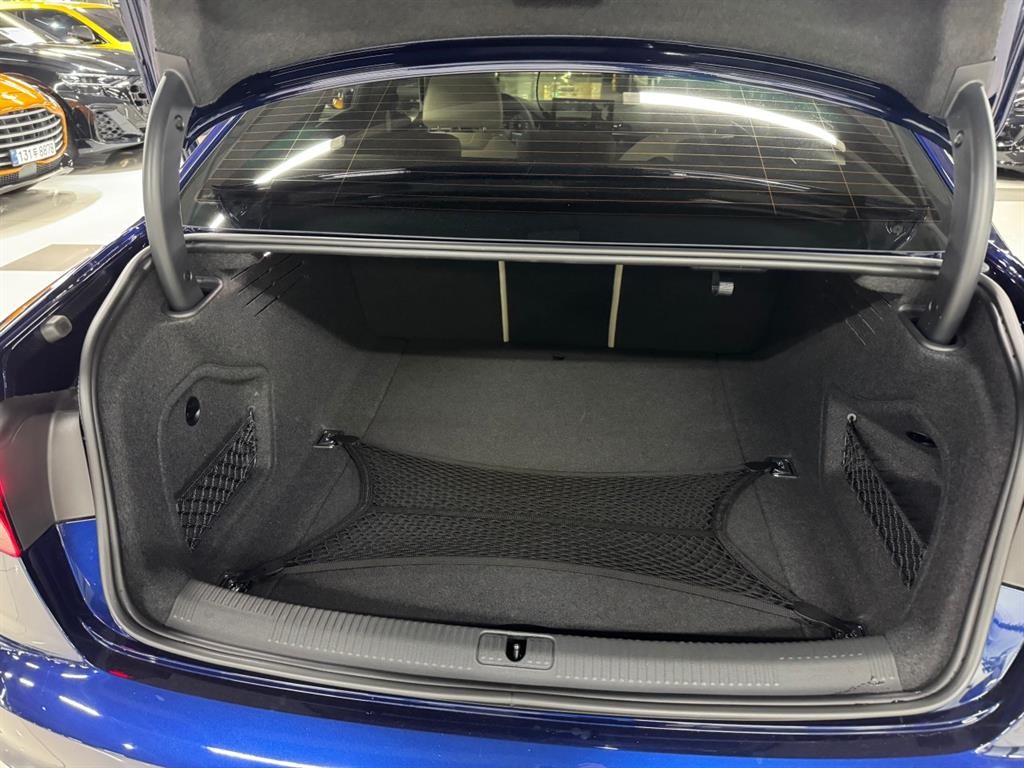 아우디 A4 A4 (B9) 40 TFSI 프리미엄 이미지 14