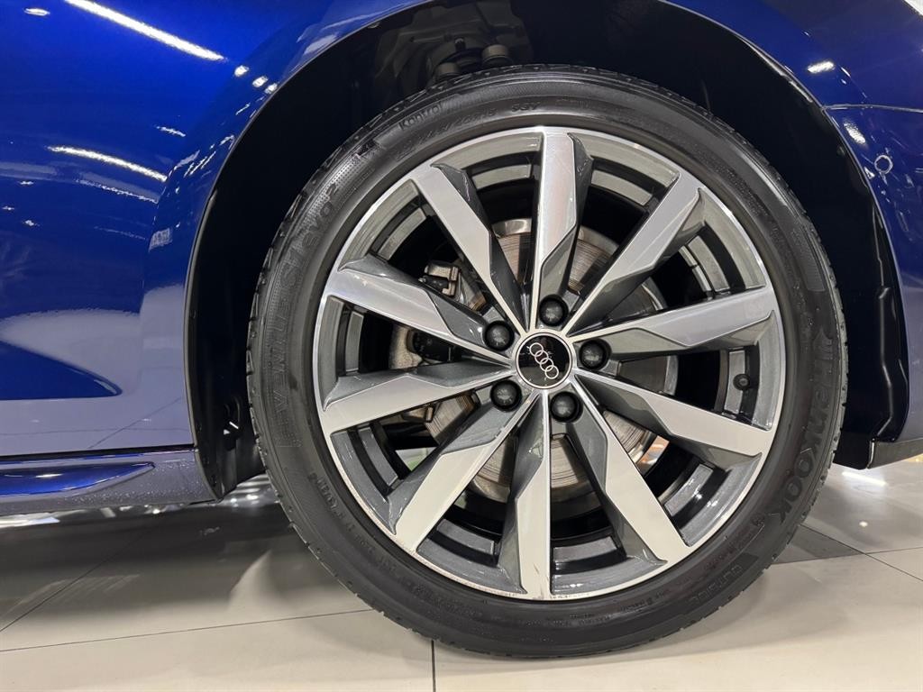 아우디 A4 A4 (B9) 40 TFSI 프리미엄 이미지 15