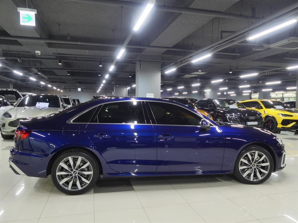 아우디 A4 A4 (B9) 40 TFSI 프리미엄 이미지 2