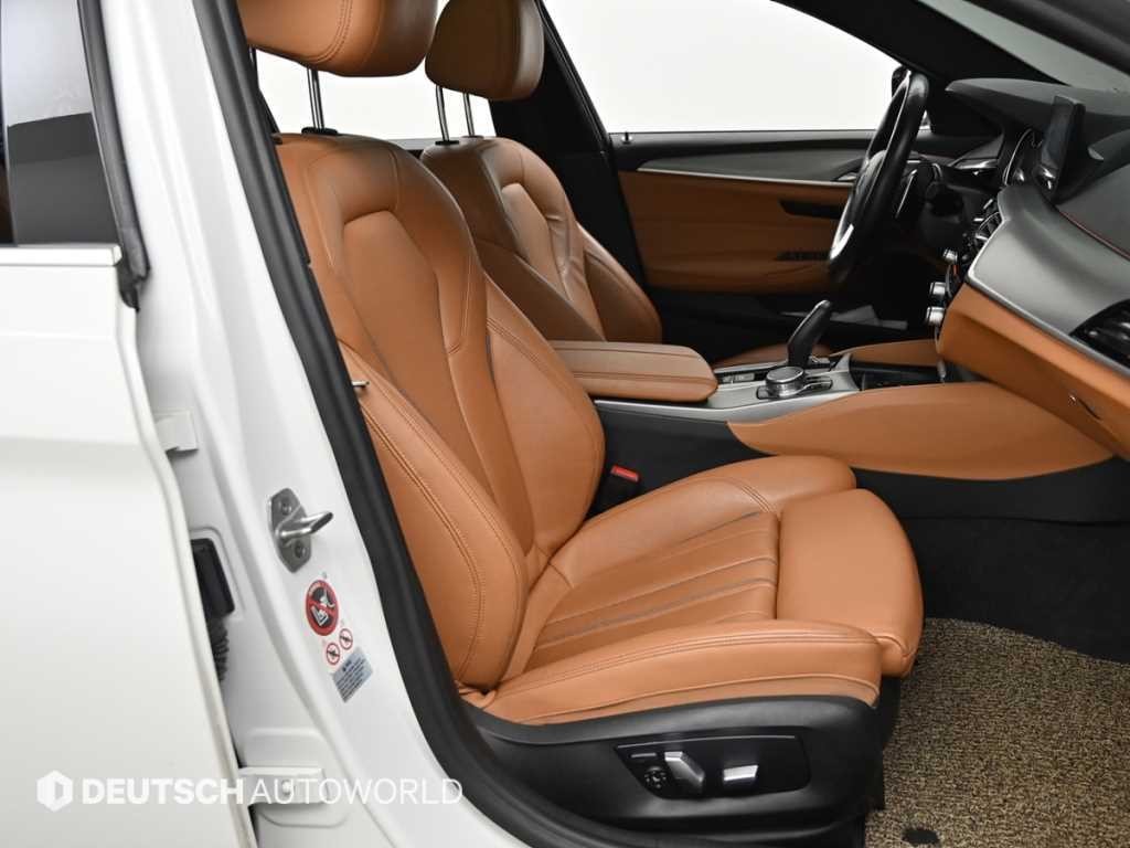 BMW 5시리즈 5시리즈 (G30) 530i xDrive M 스포츠 이미지 10