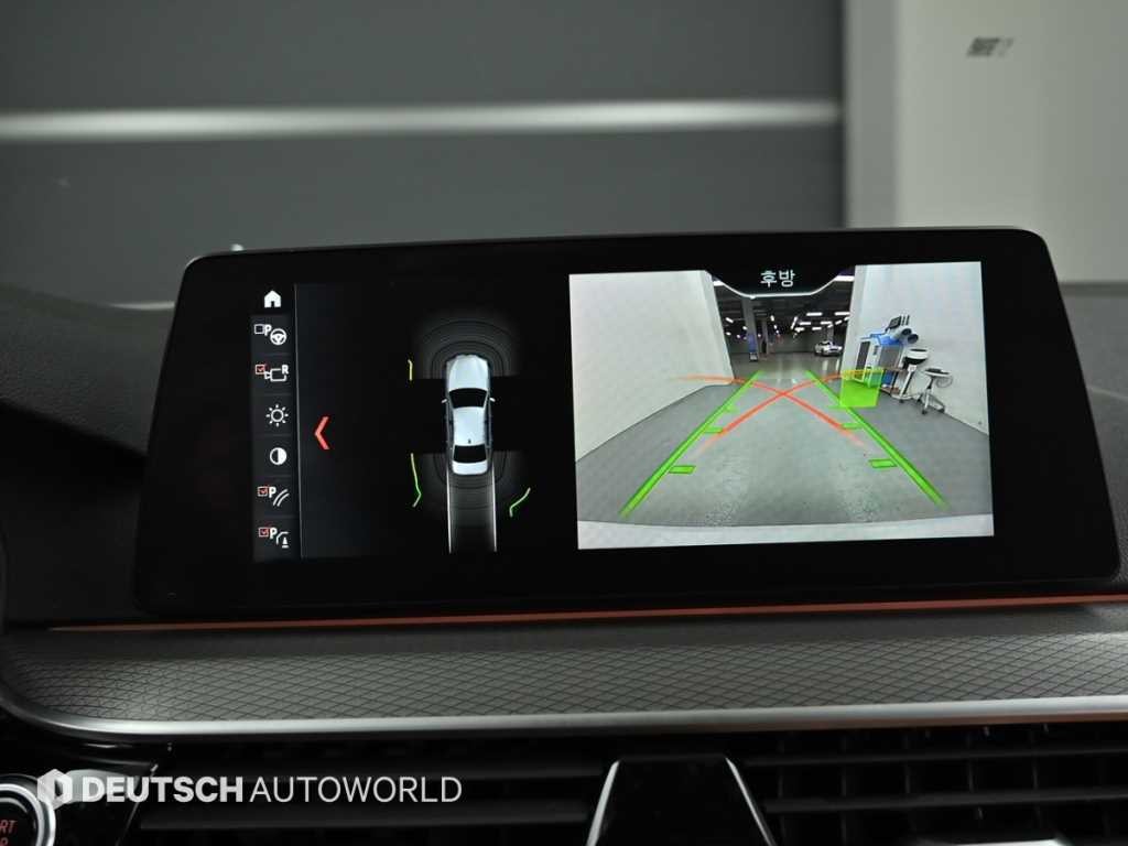 BMW 5시리즈 5시리즈 (G30) 530i xDrive M 스포츠 이미지 15