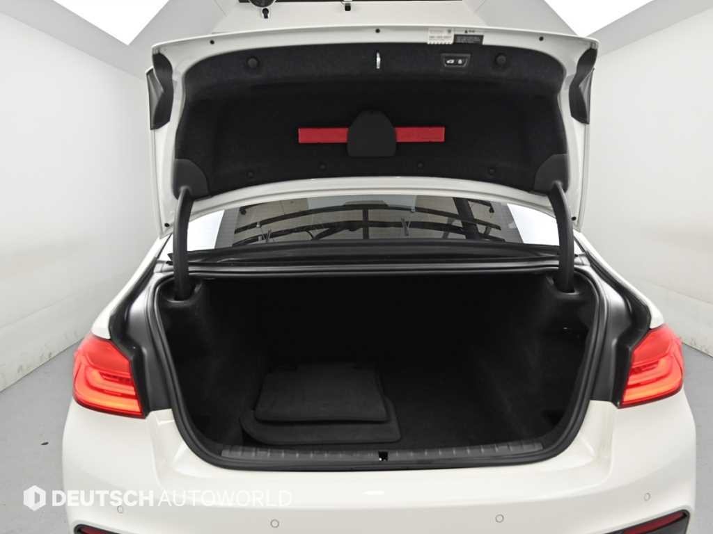 BMW 5시리즈 5시리즈 (G30) 530i xDrive M 스포츠 이미지 19