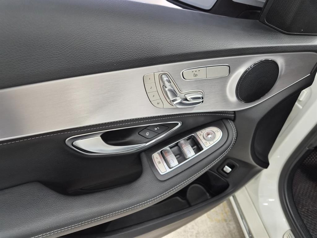 벤츠 C 클래스 C클래스 W205 C220 d 아방가르드 이미지 10