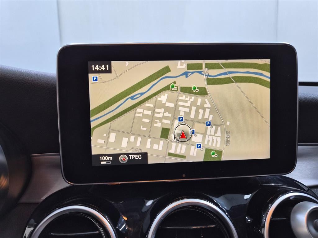벤츠 C 클래스 C클래스 W205 C220 d 아방가르드 이미지 12