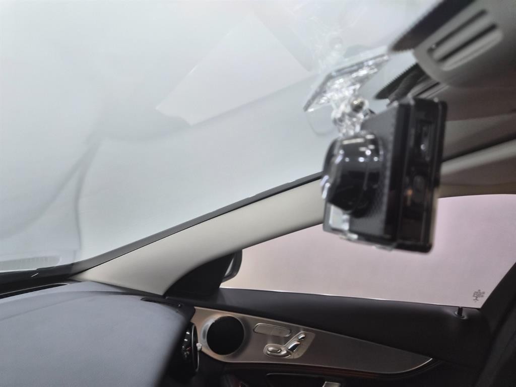 벤츠 C 클래스 C클래스 W205 C220 d 아방가르드 이미지 16