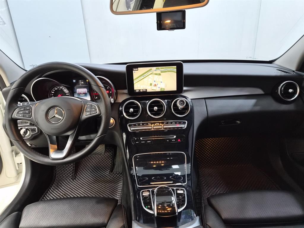 벤츠 C 클래스 C클래스 W205 C220 d 아방가르드 이미지 6