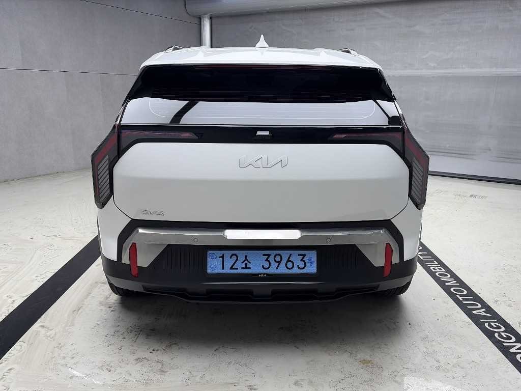 기아 EV3 롱레인지 2WD 어스 이미지 3