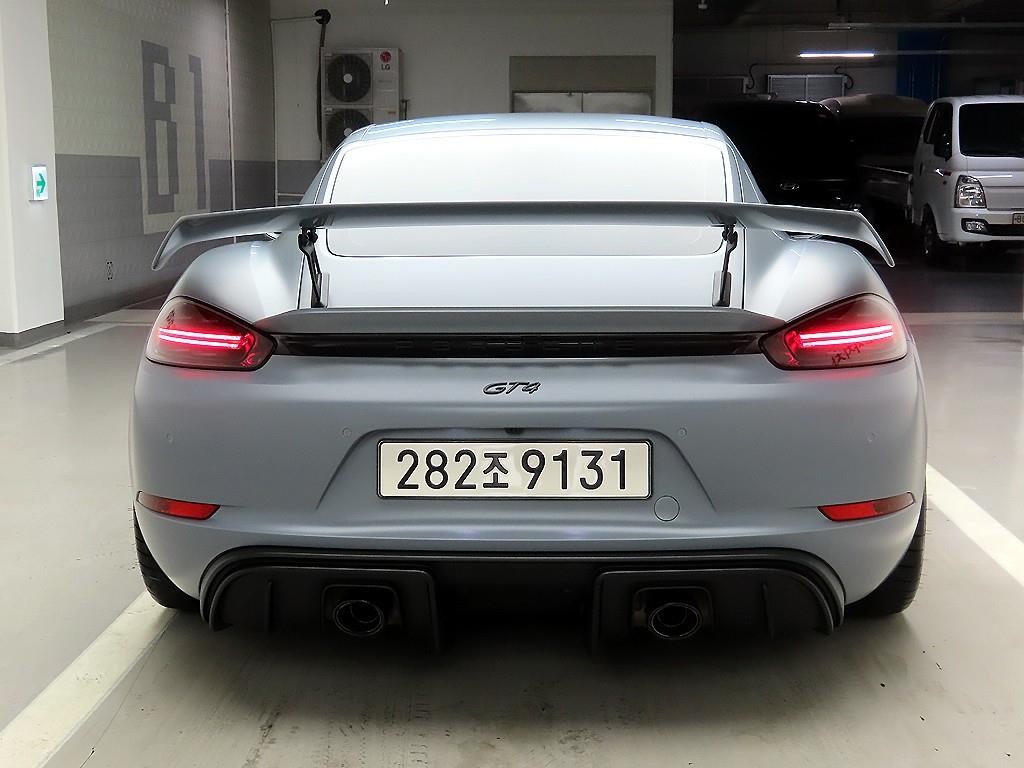 포르쉐 718 718 카이맨 4.0 GT4 이미지 3