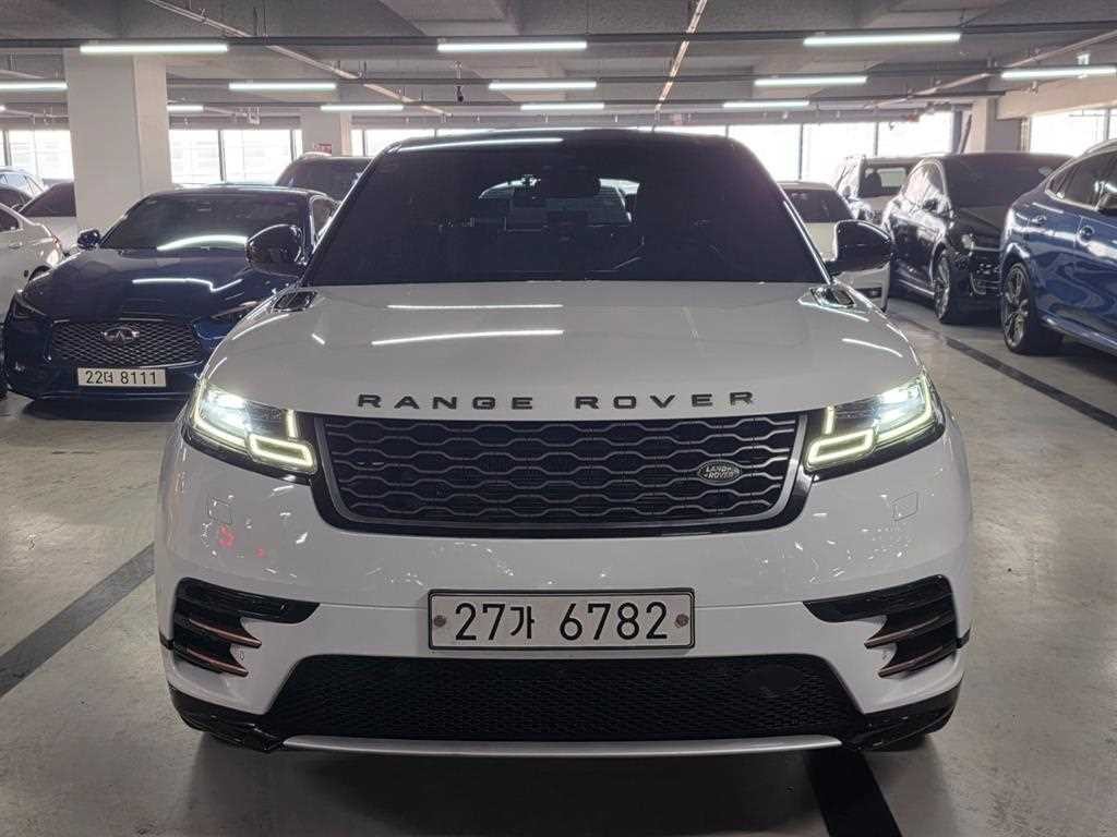 랜드로버 레인지로버 벨라 3.0 D300 R-다이나믹 HSE 이미지 2