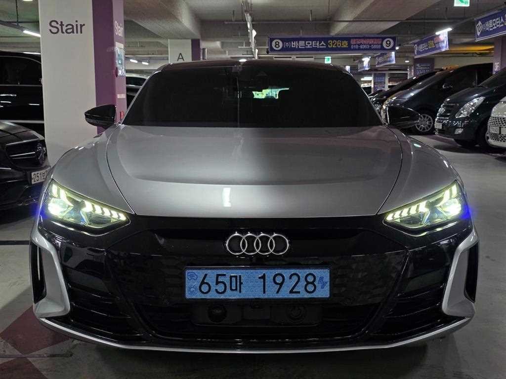 아우디 e-트론 GT GT 콰트로 프리미엄 이미지 2