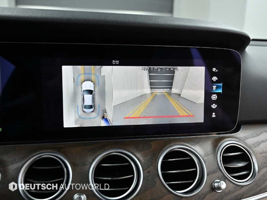 벤츠 E 클래스 E-클래스 W213 E220d 4MATIC 익스클루시브 이미지 15