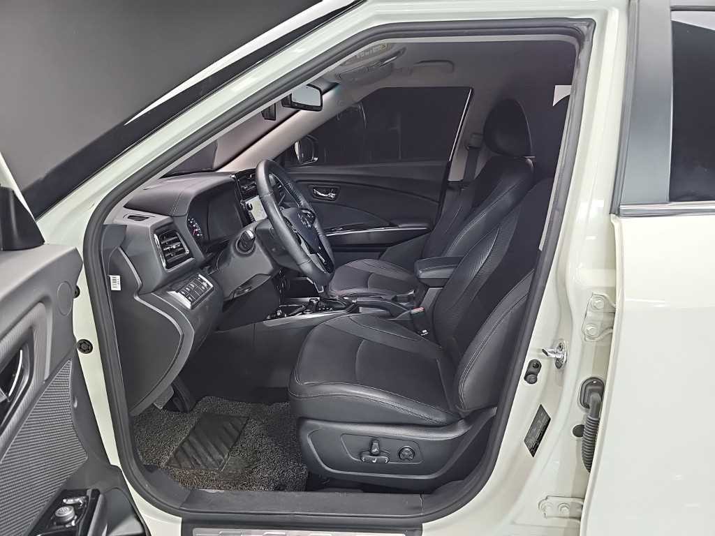 KG모빌리티(쌍용) 티볼리 베리 뉴 티볼리 2WD 가솔린 1.5 V5 이미지 11