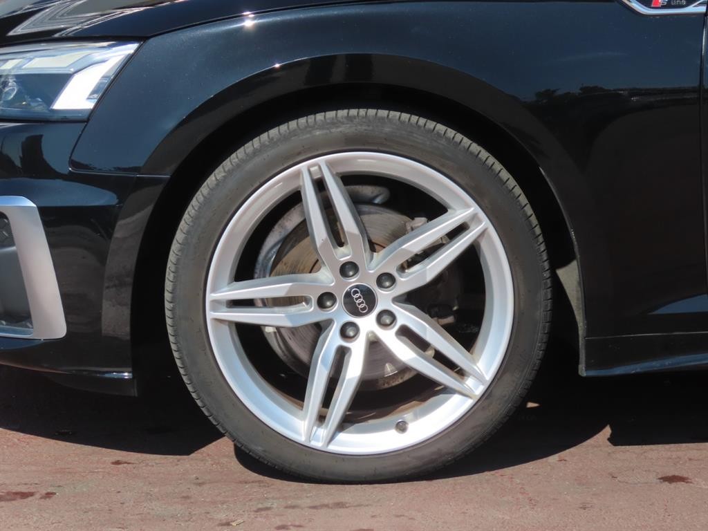 아우디 A5 A5 (F5) 40 TFSI 콰트로 프리미엄 스포트백 이미지 20