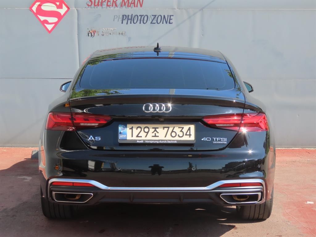아우디 A5 A5 (F5) 40 TFSI 콰트로 프리미엄 스포트백 이미지 4