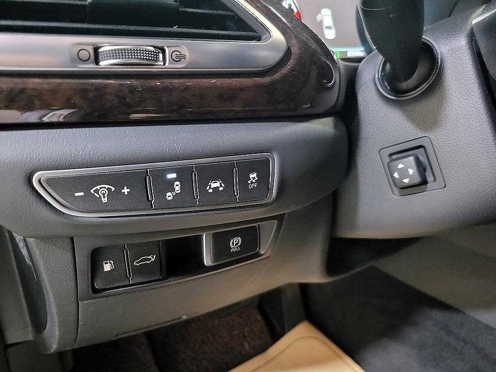 제네시스 EQ900 3.8 GDI AWD 프리미엄 럭셔리 이미지 14