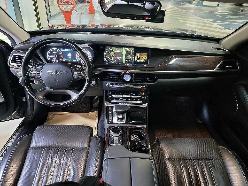 제네시스 EQ900 3.8 GDI AWD 프리미엄 럭셔리 이미지 6
