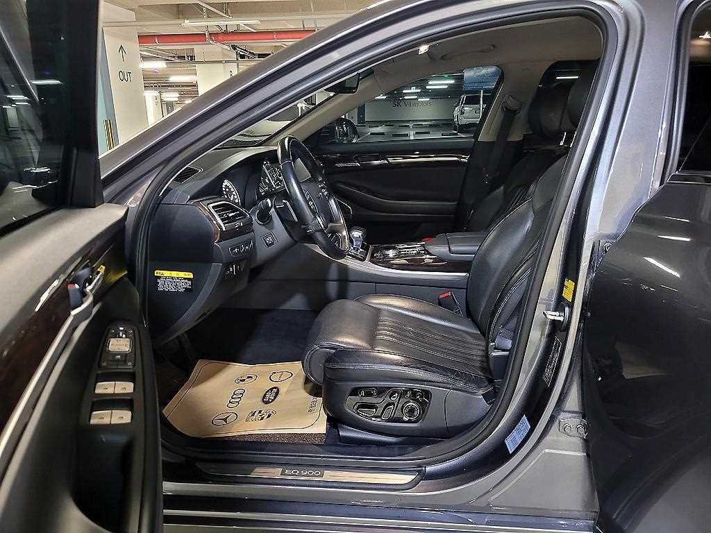 제네시스 EQ900 3.8 GDI AWD 프리미엄 럭셔리 이미지 7