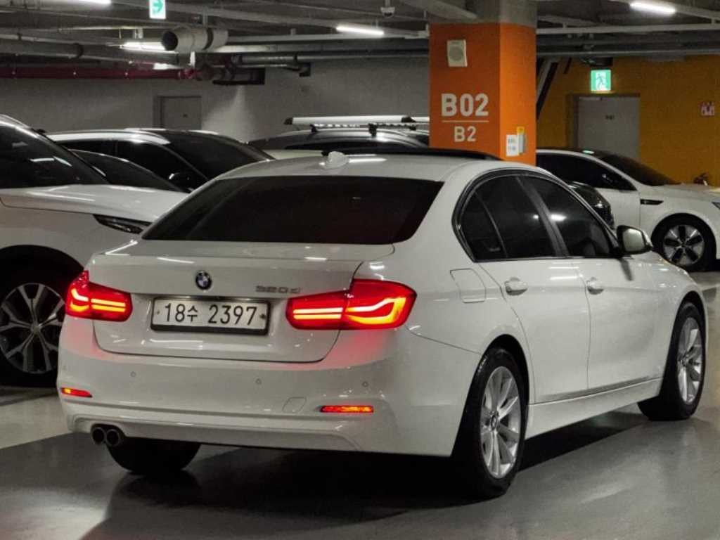 BMW 3시리즈 3시리즈 (F30) 320d 이미지 2