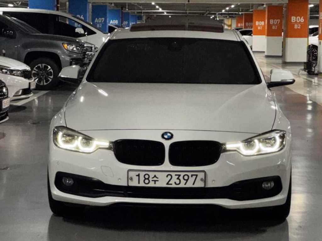 BMW 3시리즈 3시리즈 (F30) 320d 이미지 3