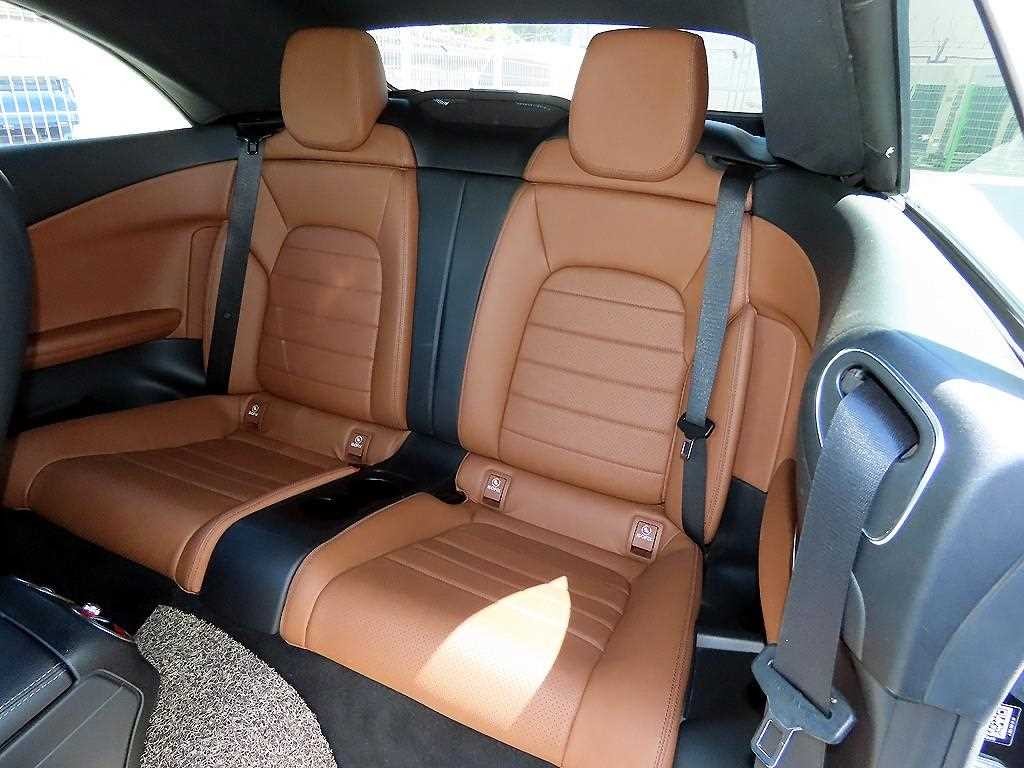 벤츠 C 클래스 C클래스 W205 C200 카브리올레 이미지 10
