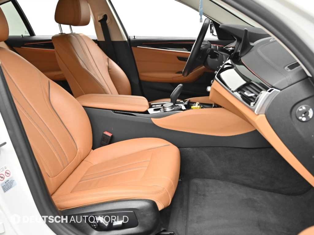 BMW 5시리즈 5시리즈 (G30) 520i 럭셔리 이미지 10