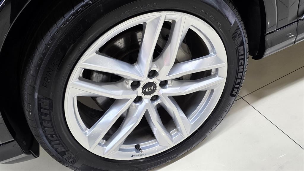 아우디 Q7 Q7 (4M) 45 TDI 콰트로 프리미엄 이미지 16
