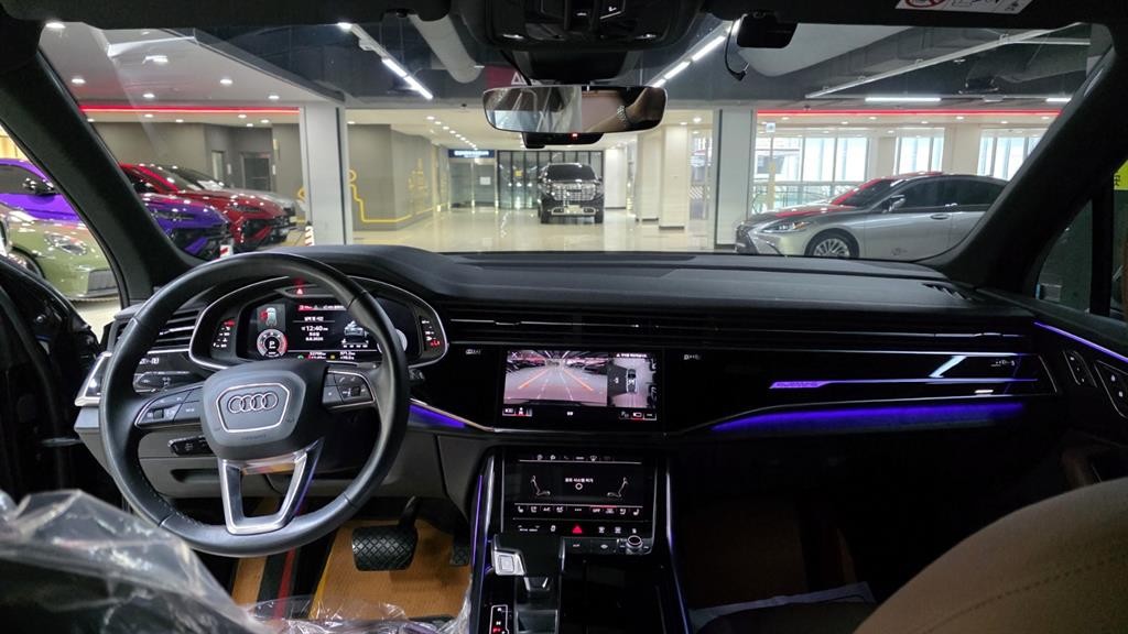 아우디 Q7 Q7 (4M) 45 TDI 콰트로 프리미엄 이미지 8