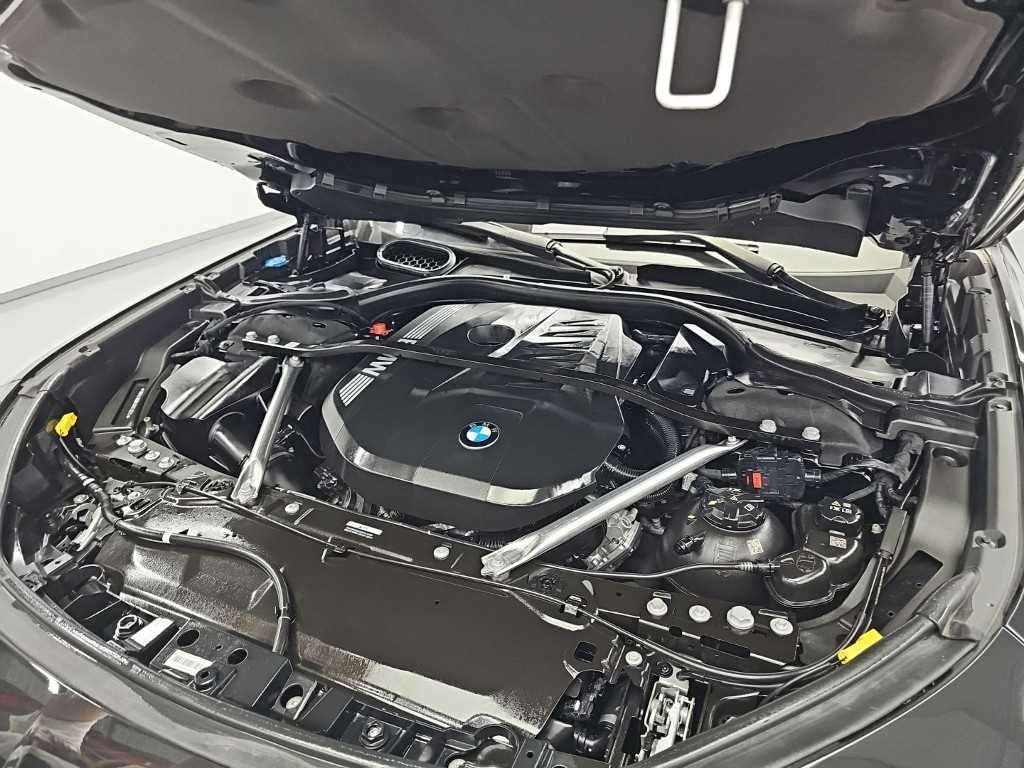 BMW 7시리즈 7시리즈 (G70) 740i xDrive M 스포츠 이미지 5