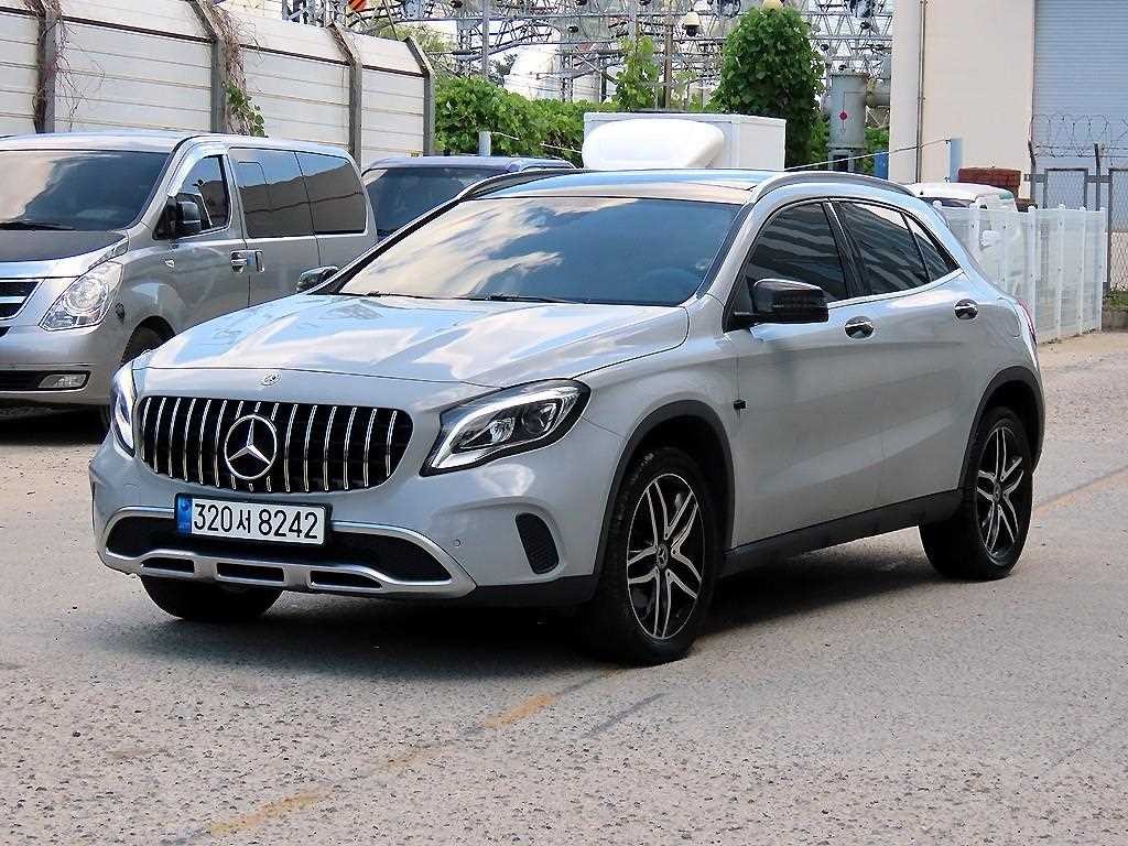 벤츠 GLA 클래스 GLA클래스 X156 GLA220 프리미엄 이미지 2
