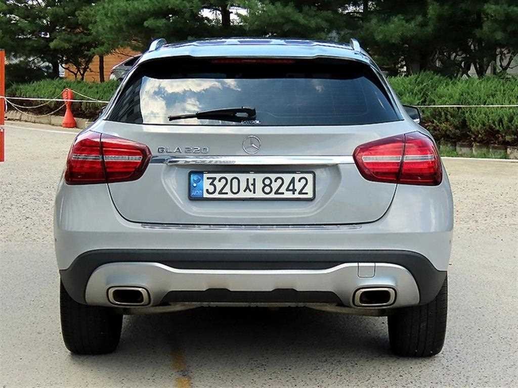벤츠 GLA 클래스 GLA클래스 X156 GLA220 프리미엄 이미지 4