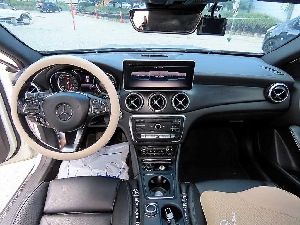 벤츠 GLA 클래스 GLA클래스 X156 GLA220 프리미엄 이미지 7