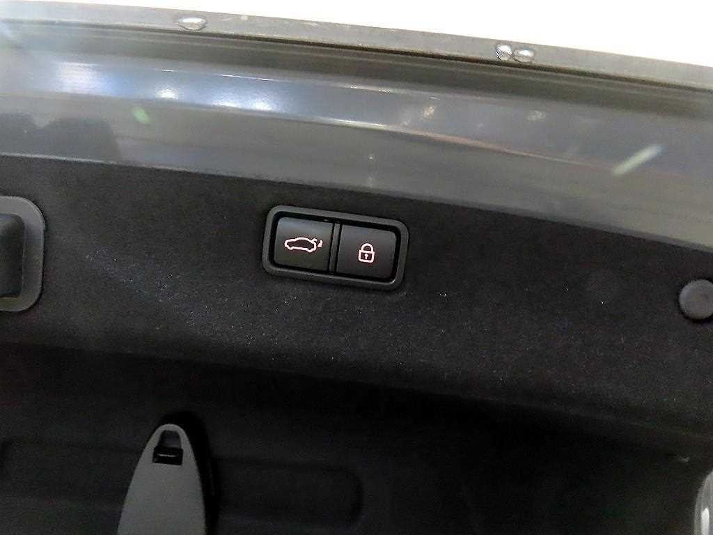 제네시스 G80 3.3 GDI AWD 프리미엄 럭셔리 이미지 17