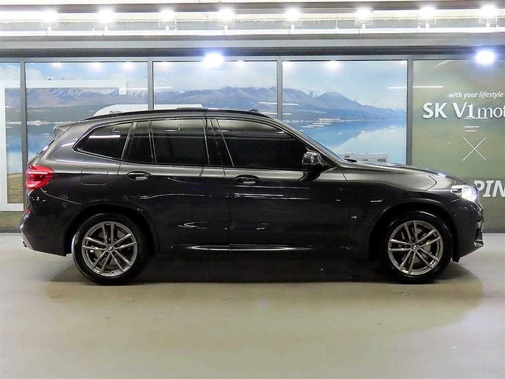 BMW X3 X3 (G01) xDrive 30e M 스포츠 기본형 이미지 3