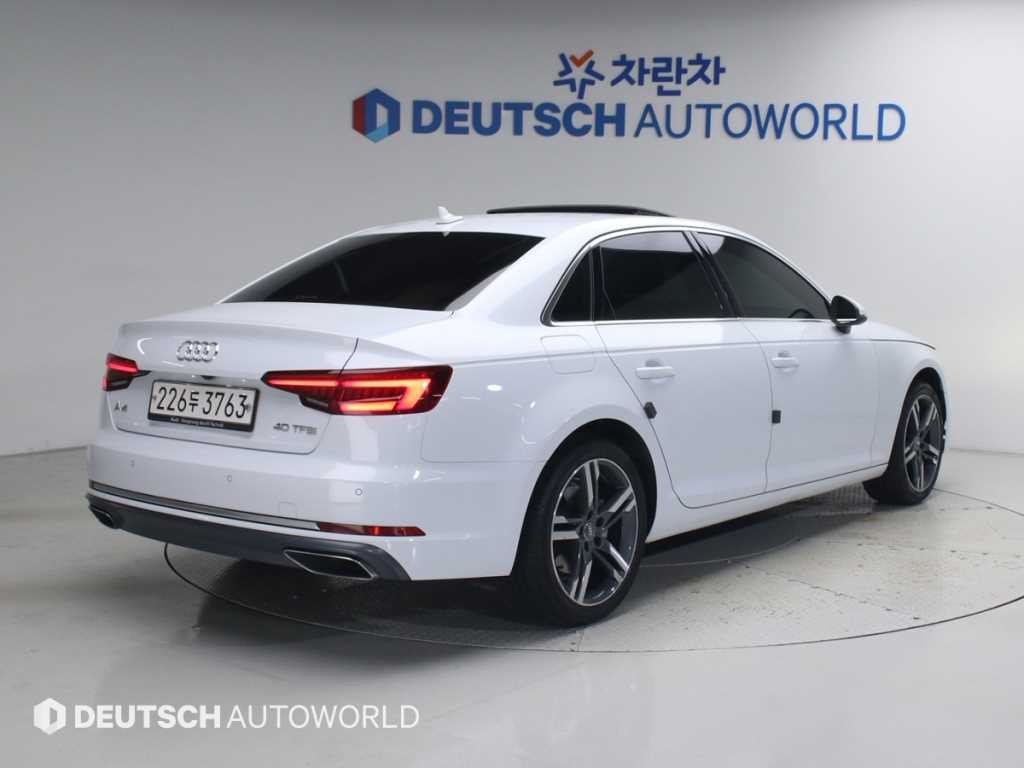 아우디 A4 A4 (B9) 40 TFSI 프리미엄 이미지 2