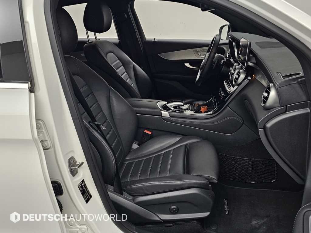벤츠 GLC 클래스 GLC클래스 X253 GLC 220 d 4MATIC 쿠페 이미지 10