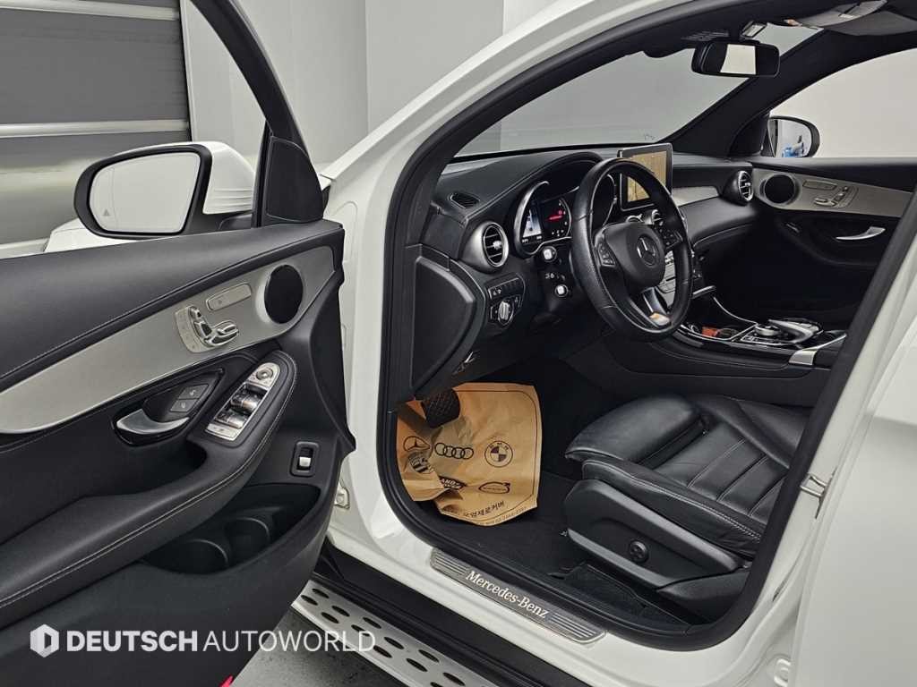 벤츠 GLC 클래스 GLC클래스 X253 GLC 220 d 4MATIC 쿠페 이미지 11