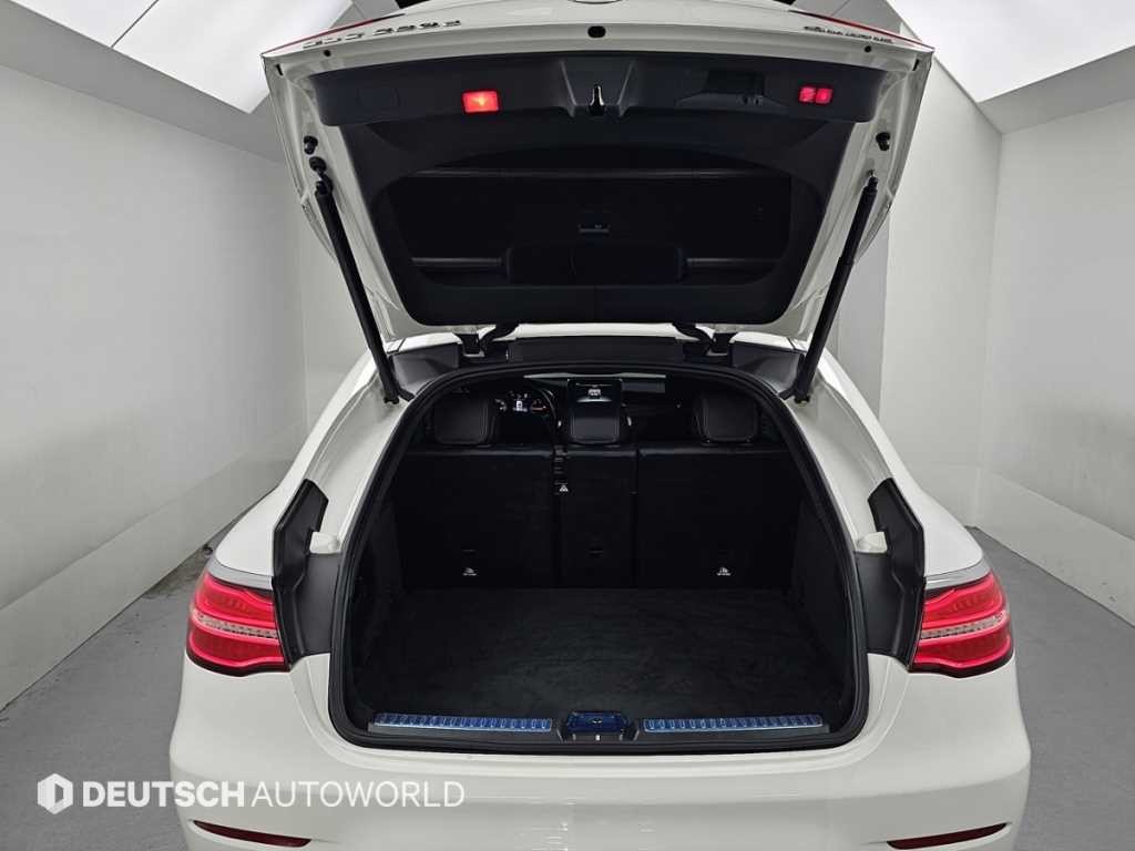 벤츠 GLC 클래스 GLC클래스 X253 GLC 220 d 4MATIC 쿠페 이미지 19