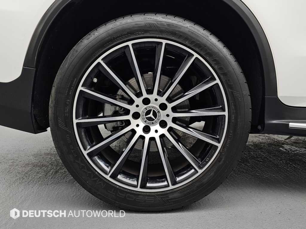 벤츠 GLC 클래스 GLC클래스 X253 GLC 220 d 4MATIC 쿠페 이미지 5