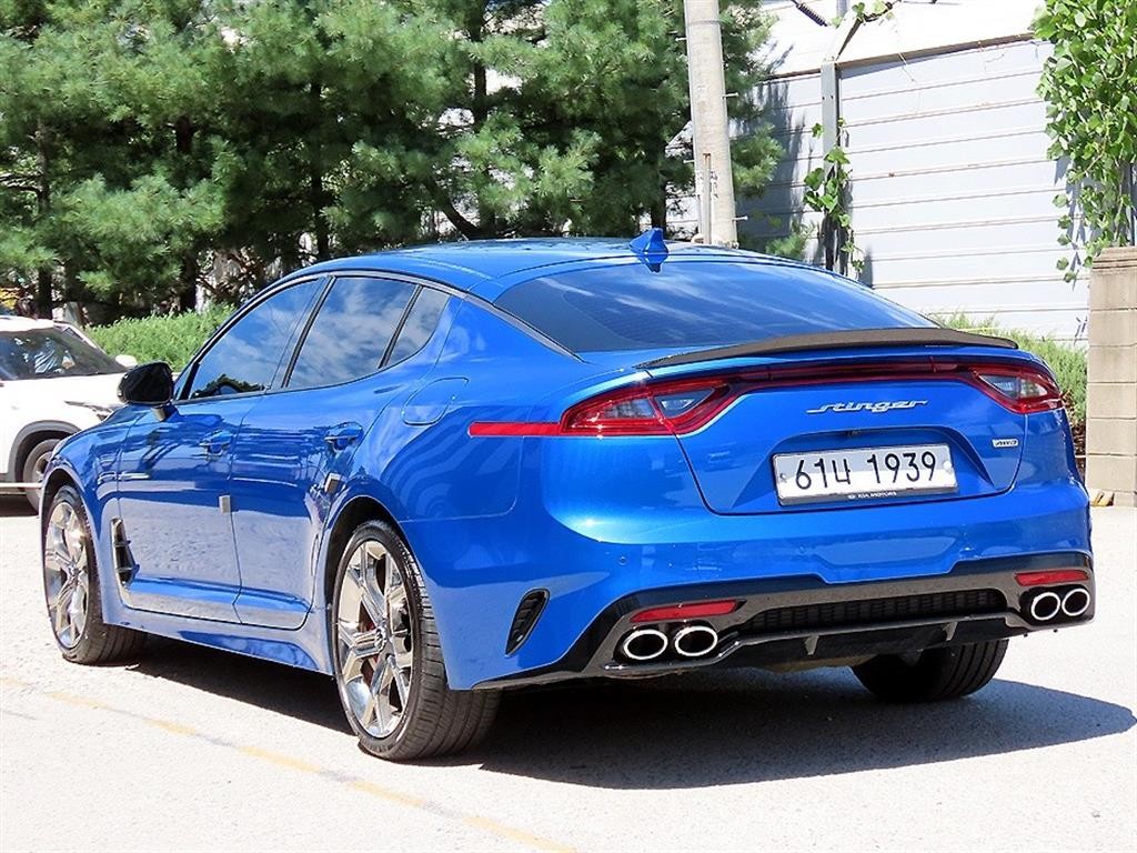 기아 스팅어 가솔린 2.0 터보 AWD 플래티넘 이미지 3