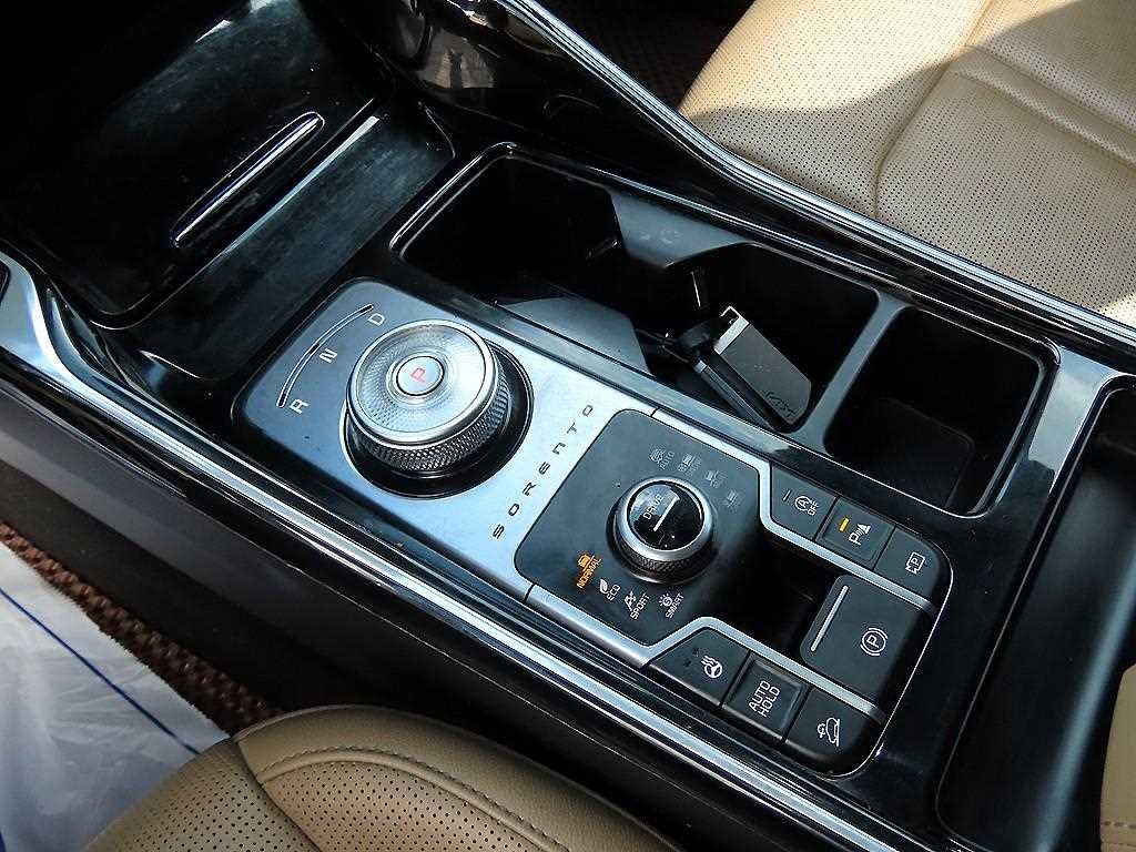 기아 쏘렌토 더 뉴 쏘렌토 4세대 디젤 2.2 4WD 노블레스 이미지 10