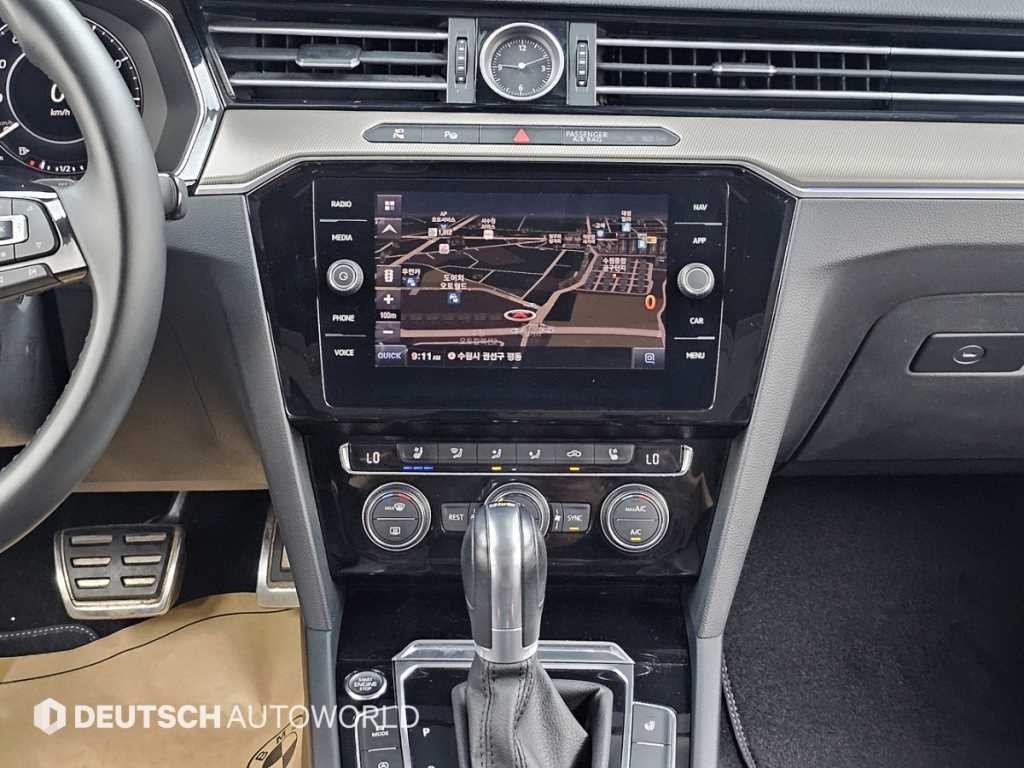 폭스바겐 아테온 2.0 TDI 엘레강스 프레스티지 이미지 14