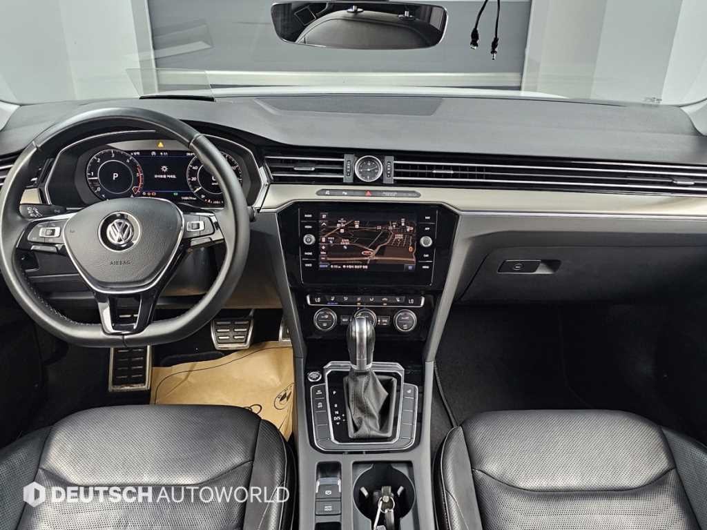폭스바겐 아테온 2.0 TDI 엘레강스 프레스티지 이미지 7