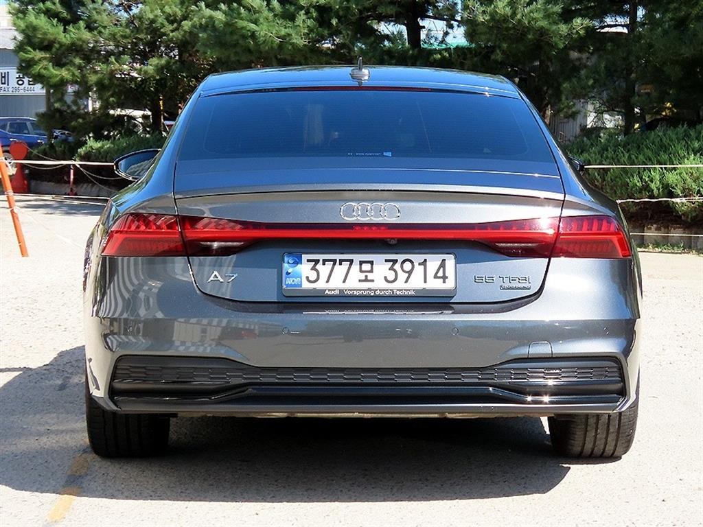 아우디 A7 A7 (4K) 55 TFSI 콰트로 프리미엄 이미지 4