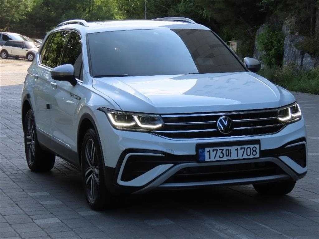 폭스바겐 티구안 티구안 올스페이스 2.0 TSI 프레스티지 이미지 2